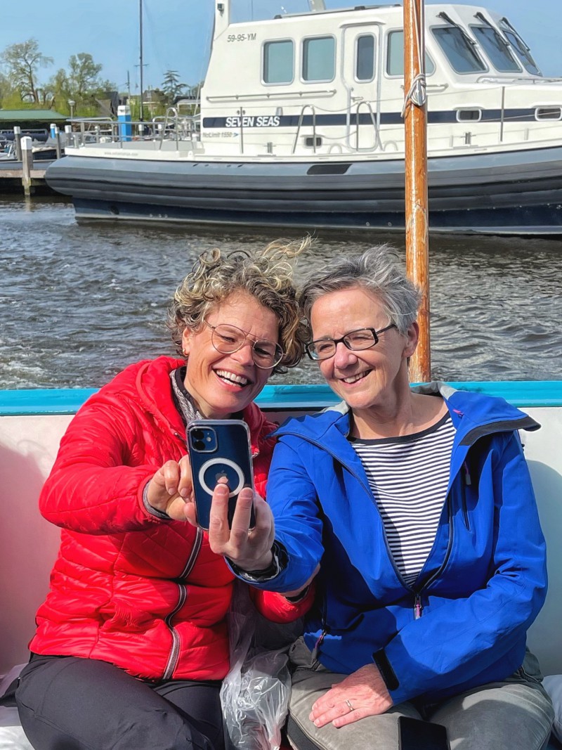 Gezelligheid onderweg tijdens de seizoenwandeling