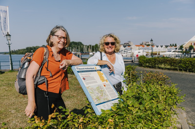 Etappe 16 aankomst Huizen